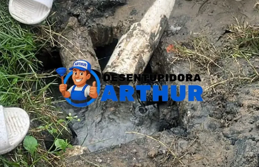 Desentupimento de Esgoto Residencial - Desentupidora Arthur: desentupimento em Fortaleza - CE, ligue agora (85) 9 8570-6823