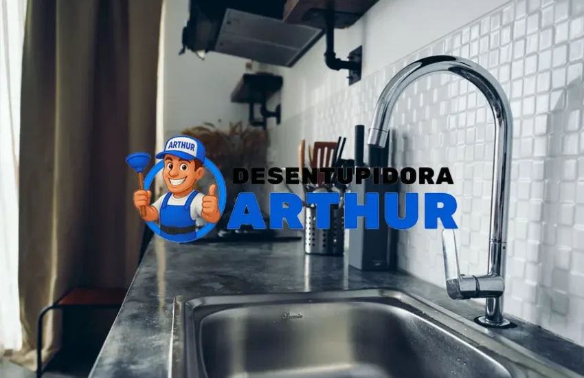 Desentupimento de Pia de Cozinha - Desentupidora Arthur: desentupimento em Fortaleza - CE, ligue agora (85) 9 8570-6823