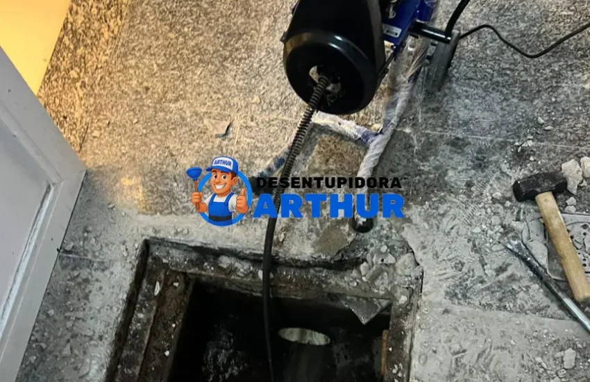 Desentupimento de esgoto em Edson Queiroz - Desentupidora Arthur em Fortaleza - CE: ligue agora (85) 9 8570-6823 e tenha orçamento grátis 24hs