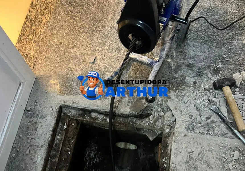 Desentupimento de esgoto em Edson Queiroz - Desentupidora Arthur em Fortaleza - CE: ligue agora (85) 9 8570-6823 e tenha orçamento grátis 24hs