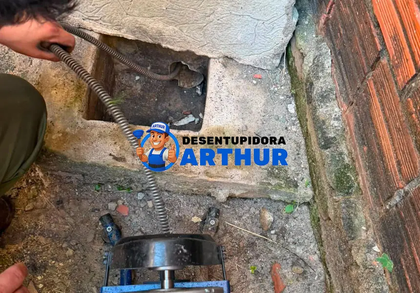 Desentupimento de pia no Meireles - Desentupidora Arthur, ligue (85) 9 8570-6823 agora 24 horas por dia tenha orçamento.
