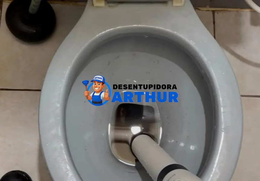 Desentupimento de vaso em Montese - Desentupidora Arthur em Fortaleza - CE: ligue agora (85) 9 8570-6823 e tenha orçamento grátis 24hs