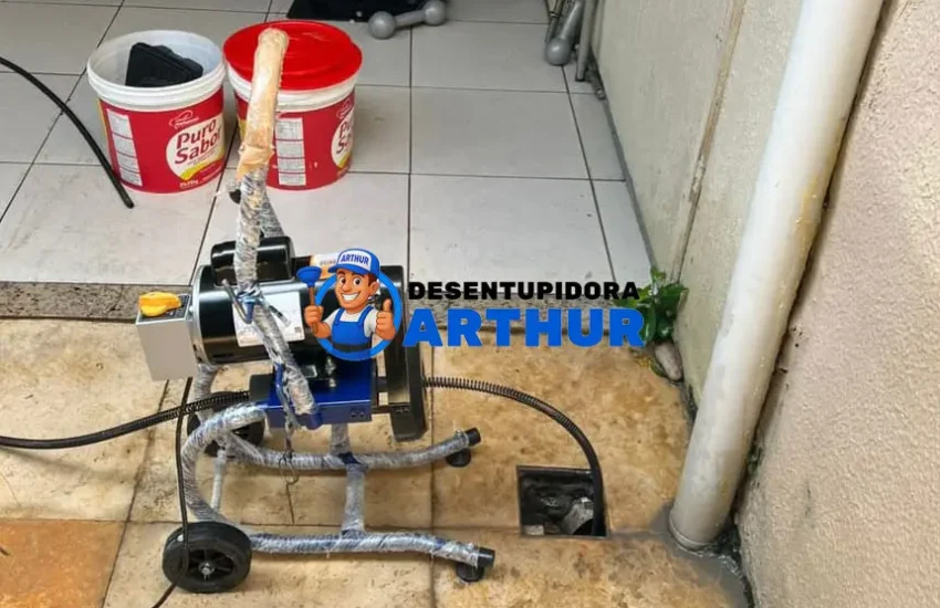 Desentupidora de Área de Serviço - Desentupidora Arthur - Fortaleza - CE: ligue já (85) 9 8570-6823 e tenha orçamento grátis 24 horas.