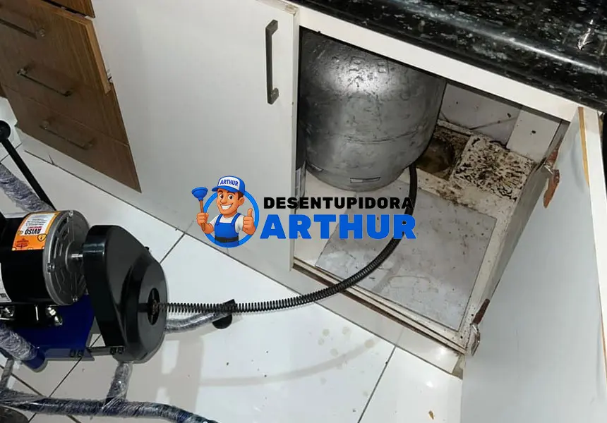 Desentupidora de Pia de Cozinha - Desentupidora Arthur - Fortaleza - CE: ligue já (85) 9 8570-6823 e tenha orçamento grátis 24 horas.
