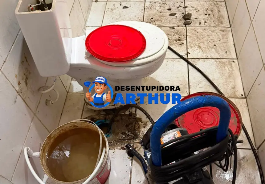 Desentupimento de Caixa Acoplada - Desentupidora Arthur - Ligue já 24 horas: (85) 9 8570-6823, orçamento grátis sem compromisso!