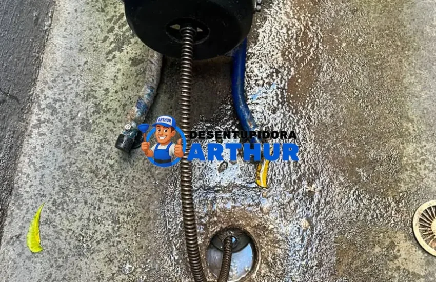 Desentupimento de Ralo - Desentupidora Arthur - Ligue já 24 horas: (85) 9 8570-6823, orçamento grátis sem compromisso!